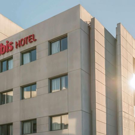 Ibis Girona Hotel Exterior foto